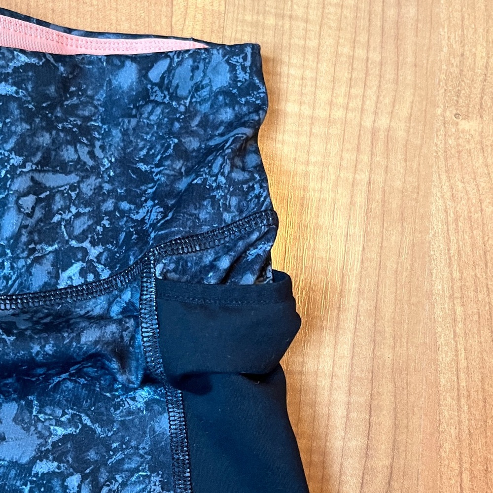Brooks Salmon and White Active Leggings - Picture 3 of 4